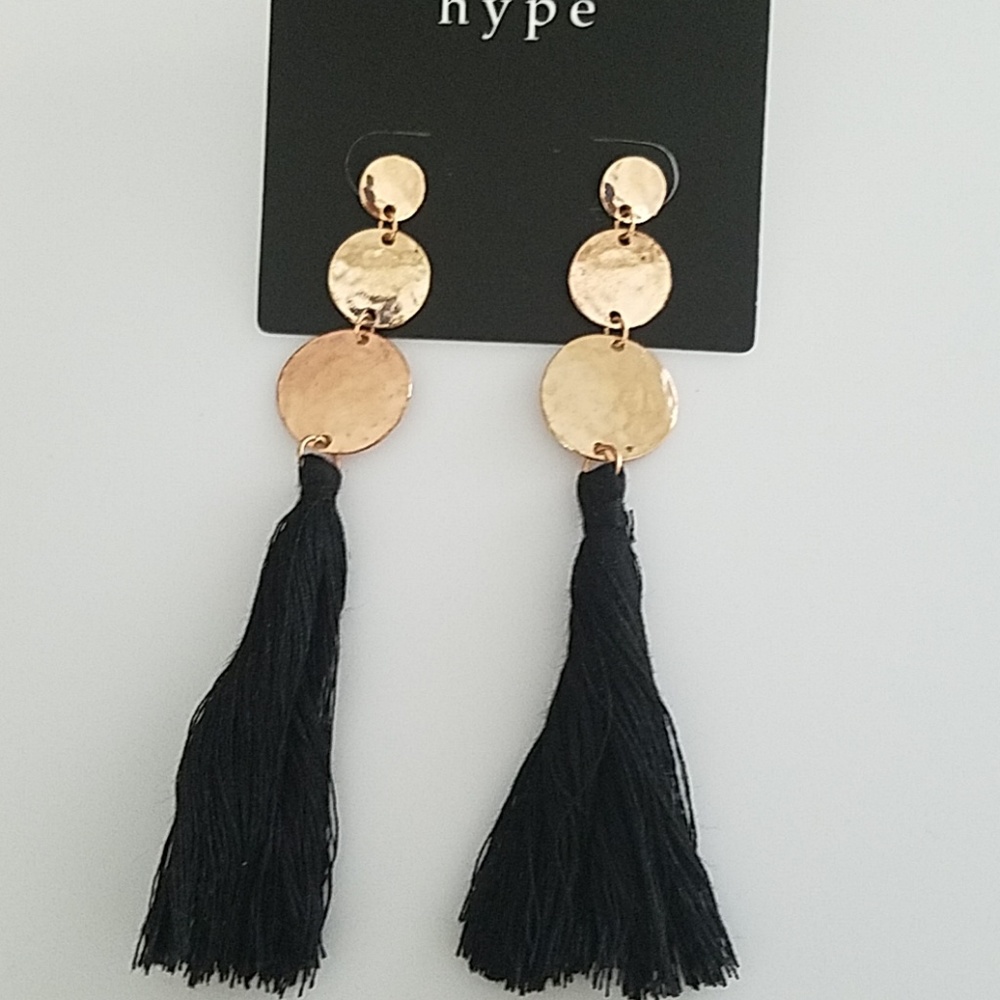 🆕Gold Circle Drop With Tassel Statement…